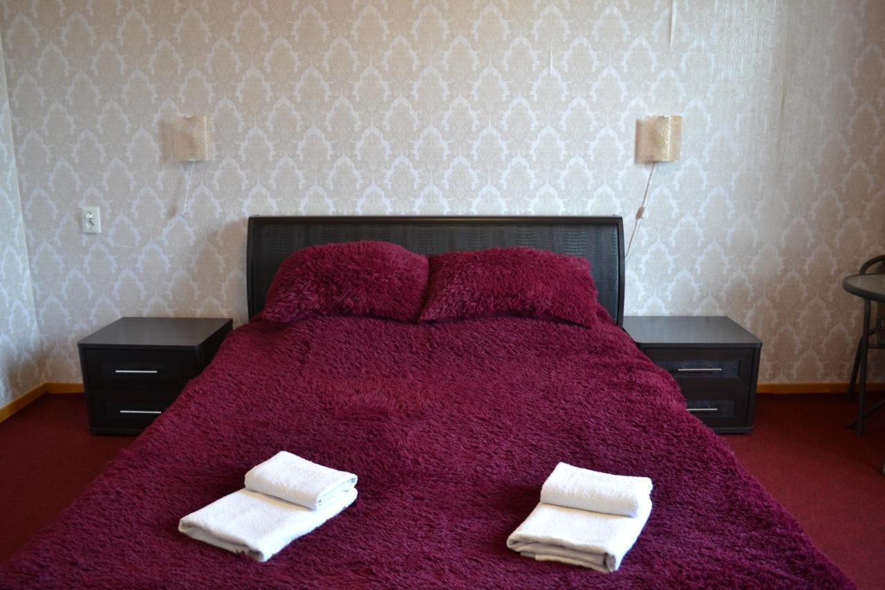 צ'רנוביץ Art Hotel מראה חיצוני תמונה