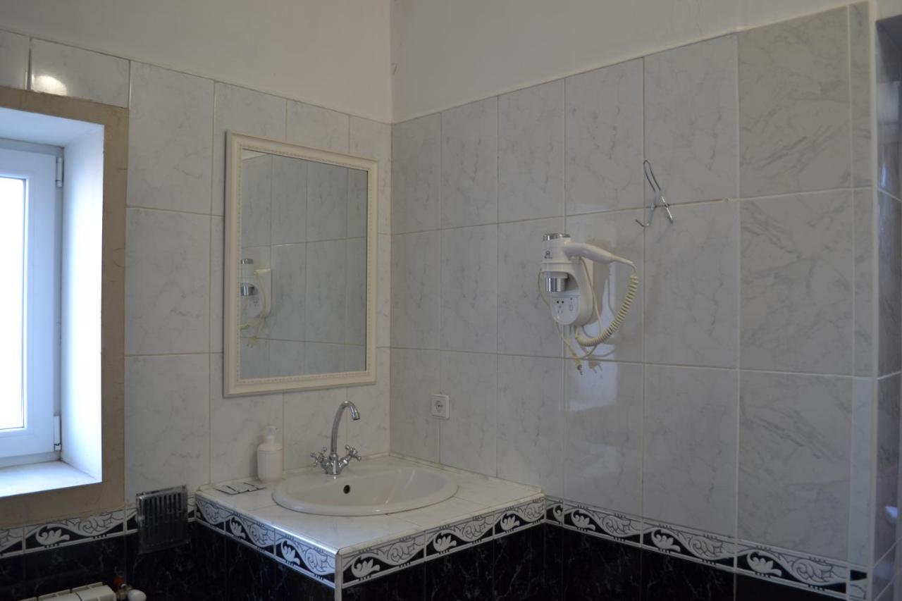 צ'רנוביץ Art Hotel מראה חיצוני תמונה