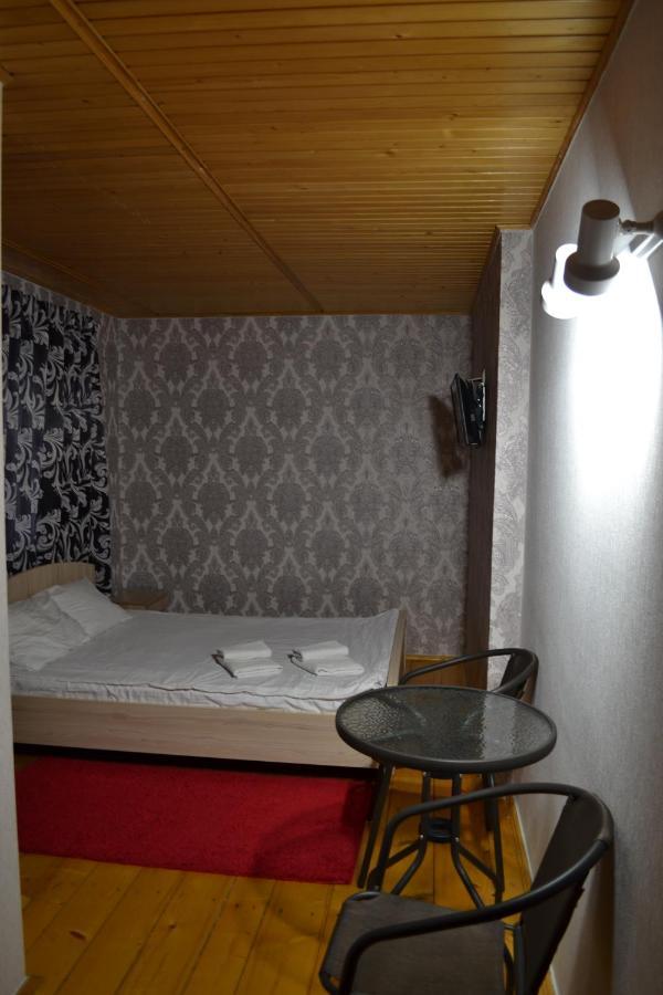 צ'רנוביץ Art Hotel מראה חיצוני תמונה